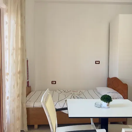 Aliaj * Durrës